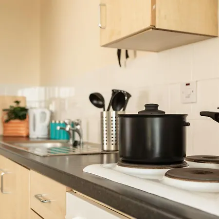 Rusholme Place Manchester - Walking Distance To Manchester University-2